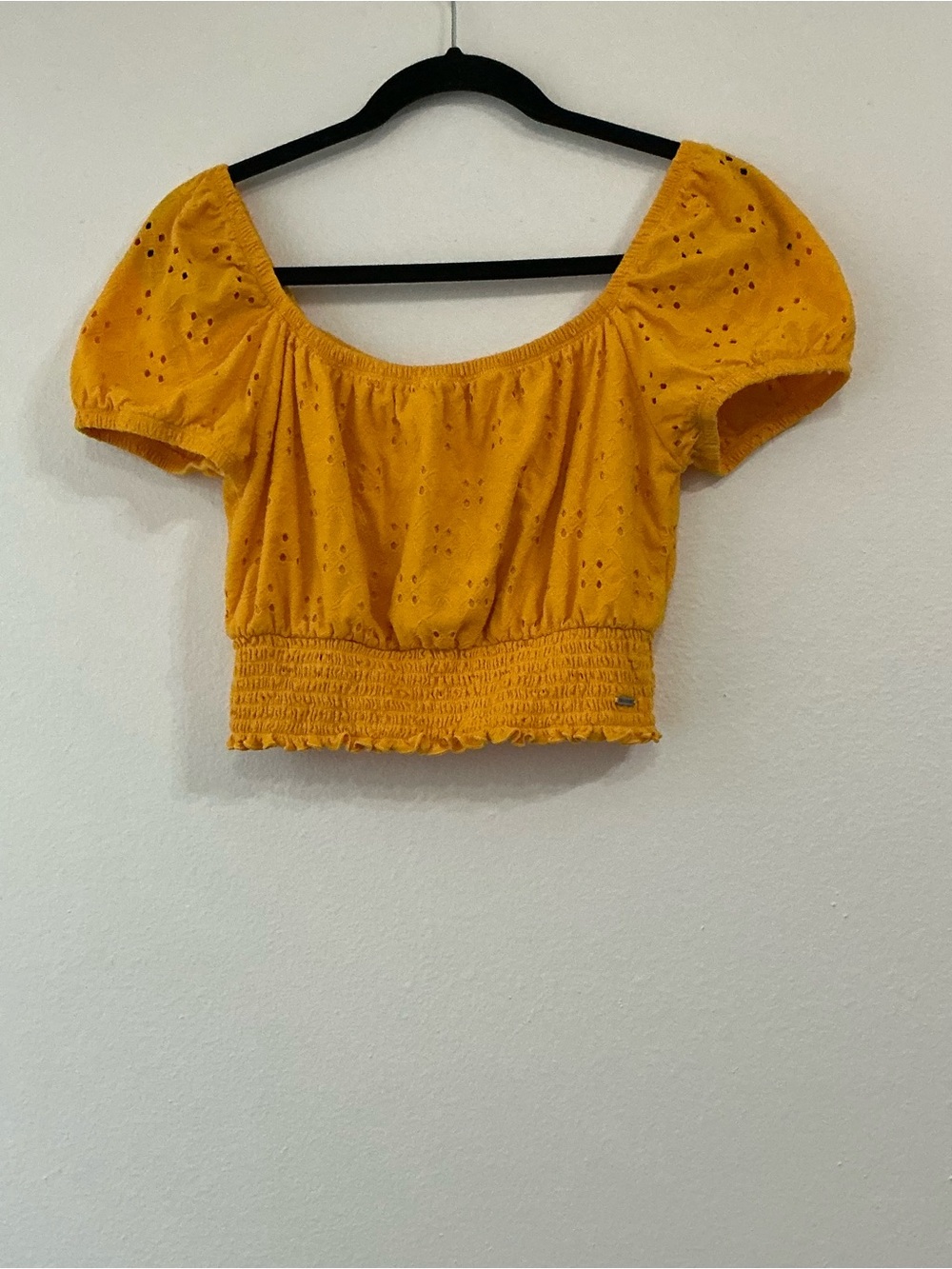 Hollister Smocked Waist Eyelet Embroidery Top Medium - Mustard Puff Sleeve - Picture 2 of 10
